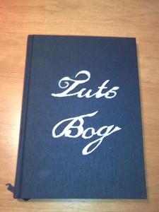 Tuts bog